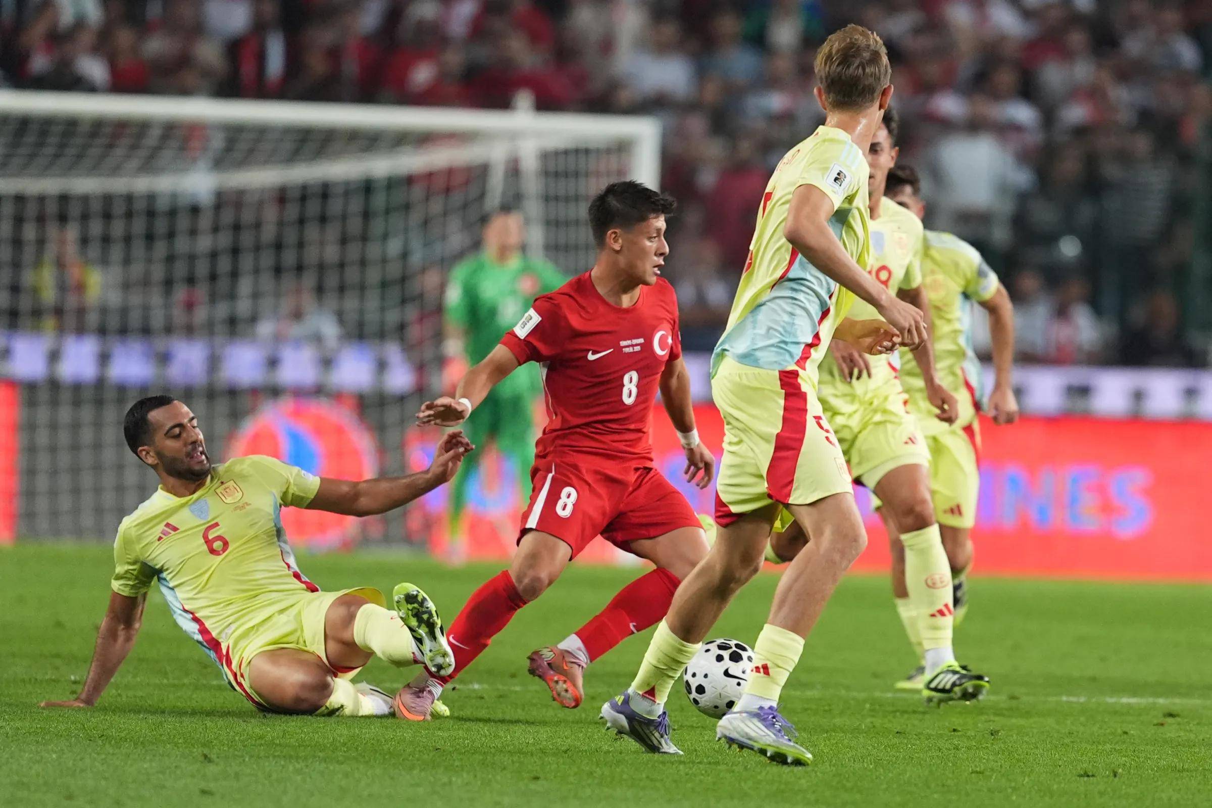 包含皇家马德里迎全明星赛关键赛；赛后单刀错失；目标明确；身体对抗强度拉满的词条