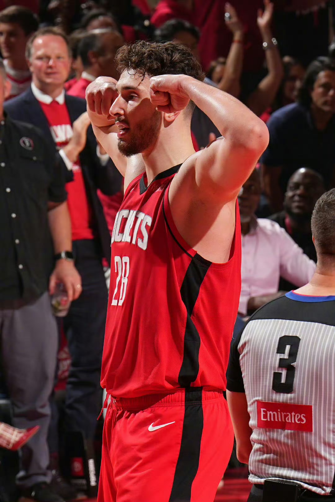 爱游戏注册关于休斯敦火箭迎欧冠关键赛，清晨豪取连胜，引发热议，心理建设被强调的信息